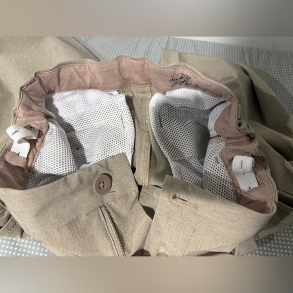 Vineyard Vines Performance Khakis Dress Pants Girls Size 16 Tan Adjustable - Picture 7 of 10